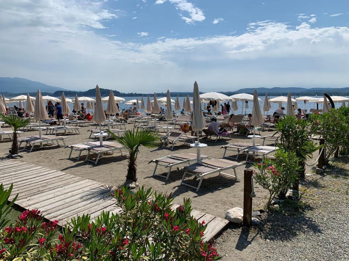 Appartamento Golfo Di Solcio Lesa Buitenkant foto
